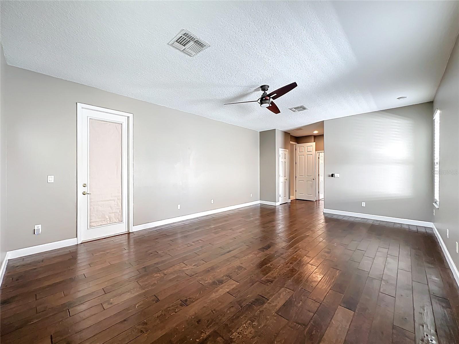 Image 29 of 55 For 2830 Cardassi Drive