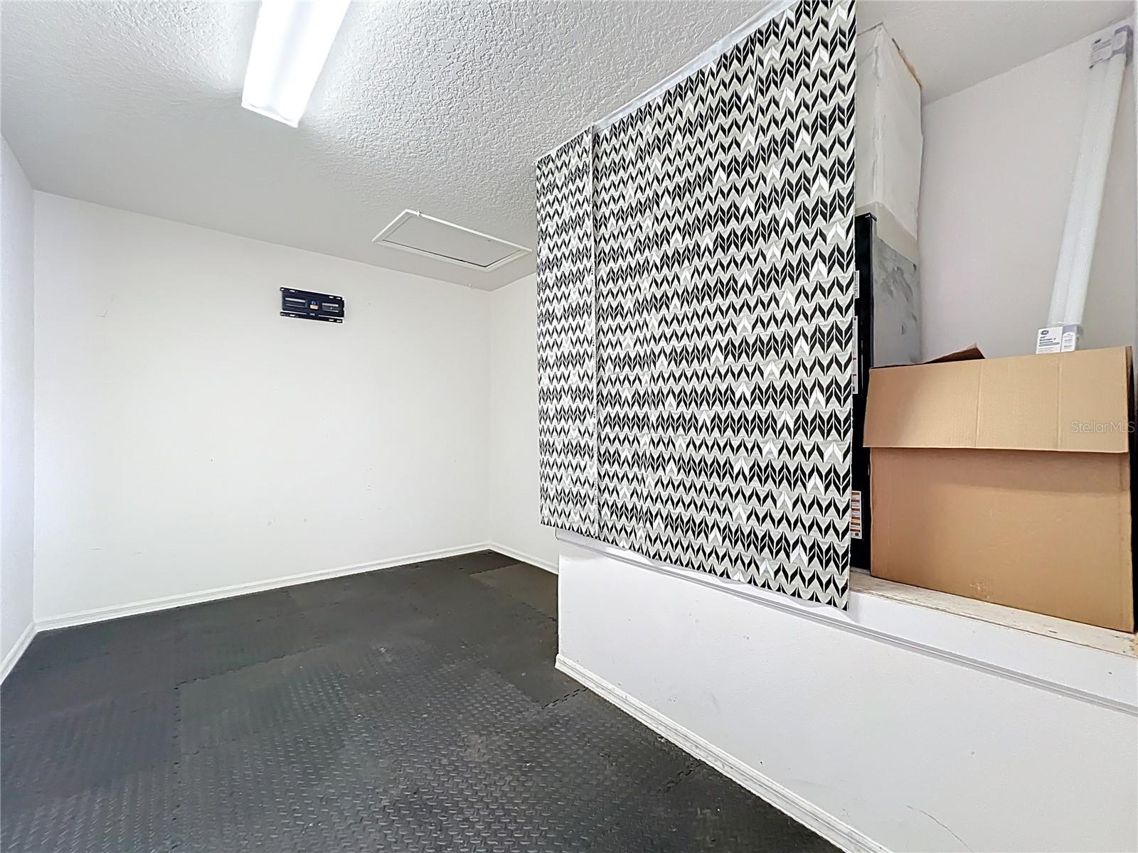 Image 41 of 55 For 2830 Cardassi Drive