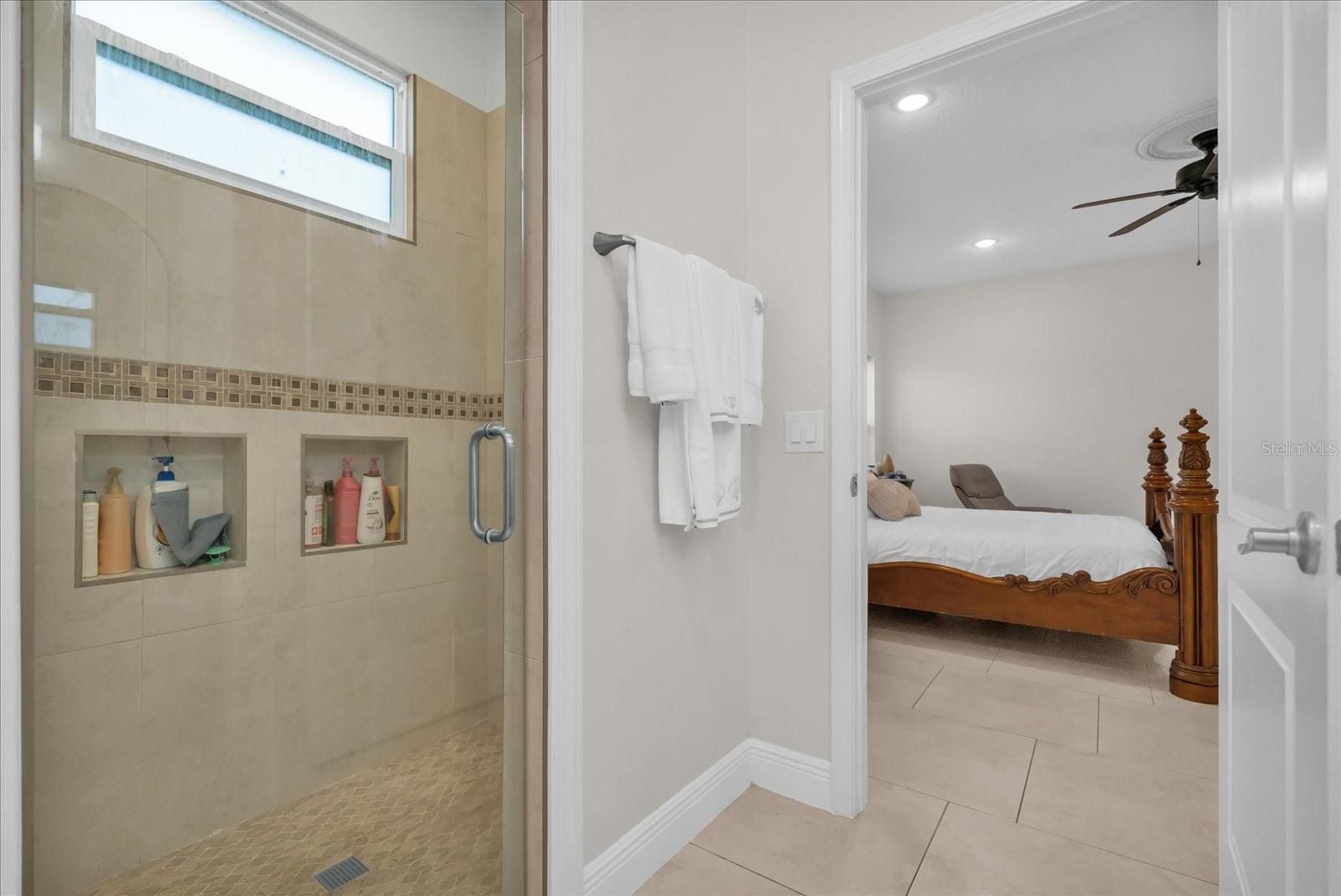 Image 10 of 47 For 705 Lenox Place