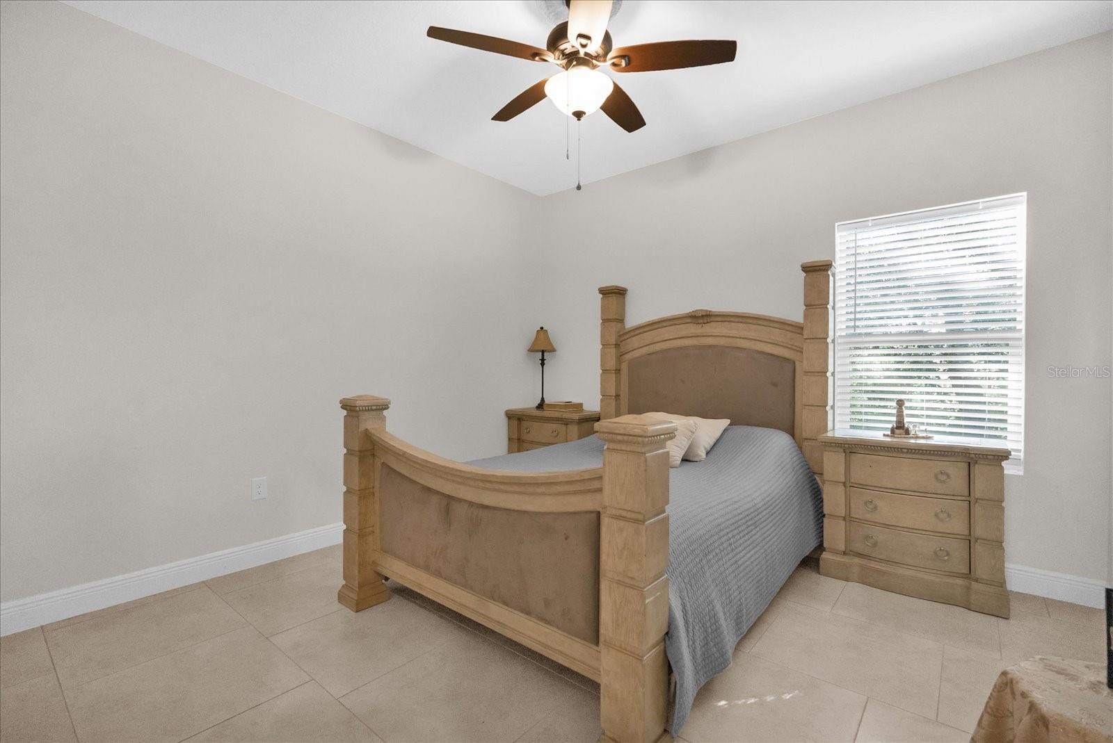 Image 11 of 47 For 705 Lenox Place