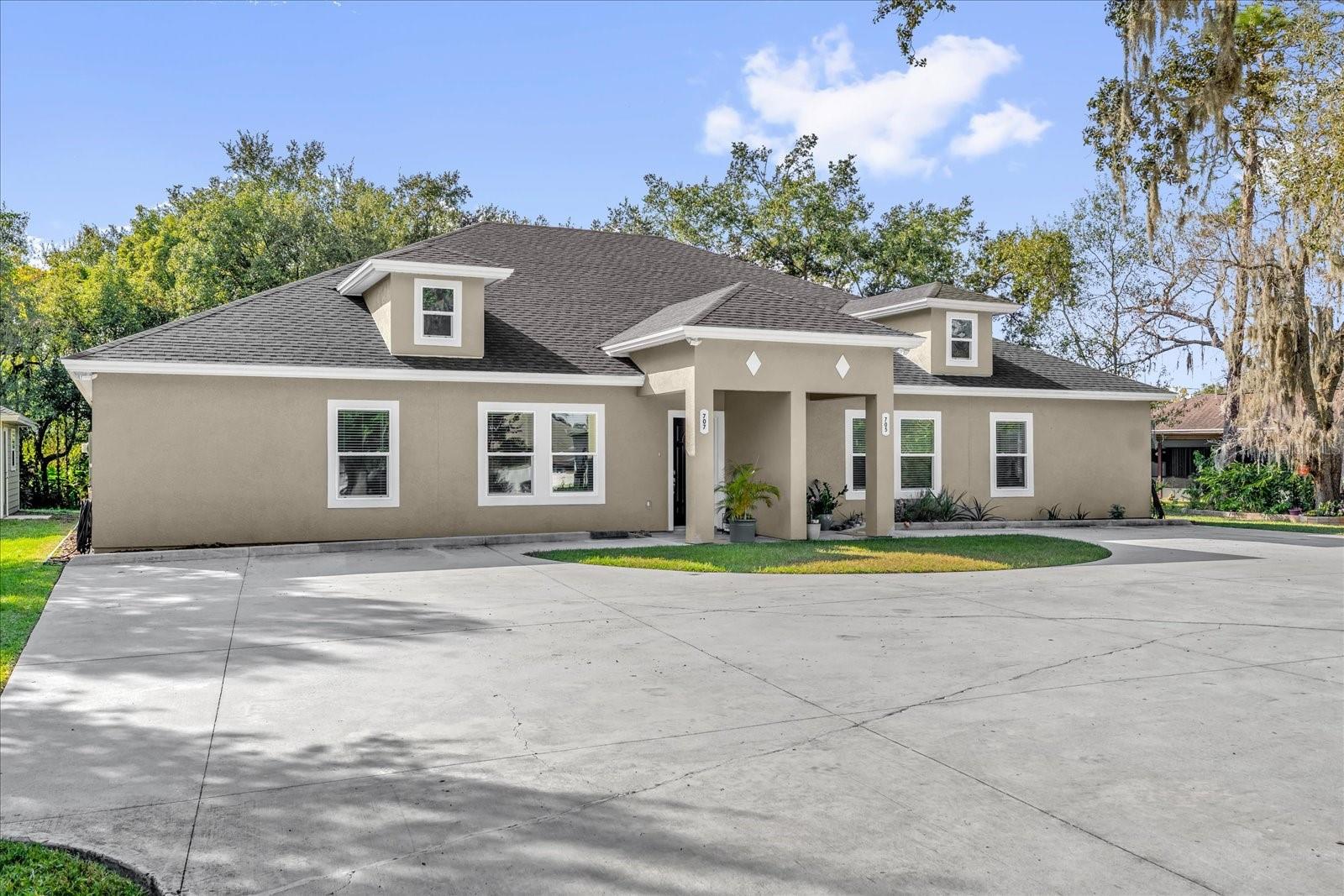 Image 23 of 47 For 705 Lenox Place