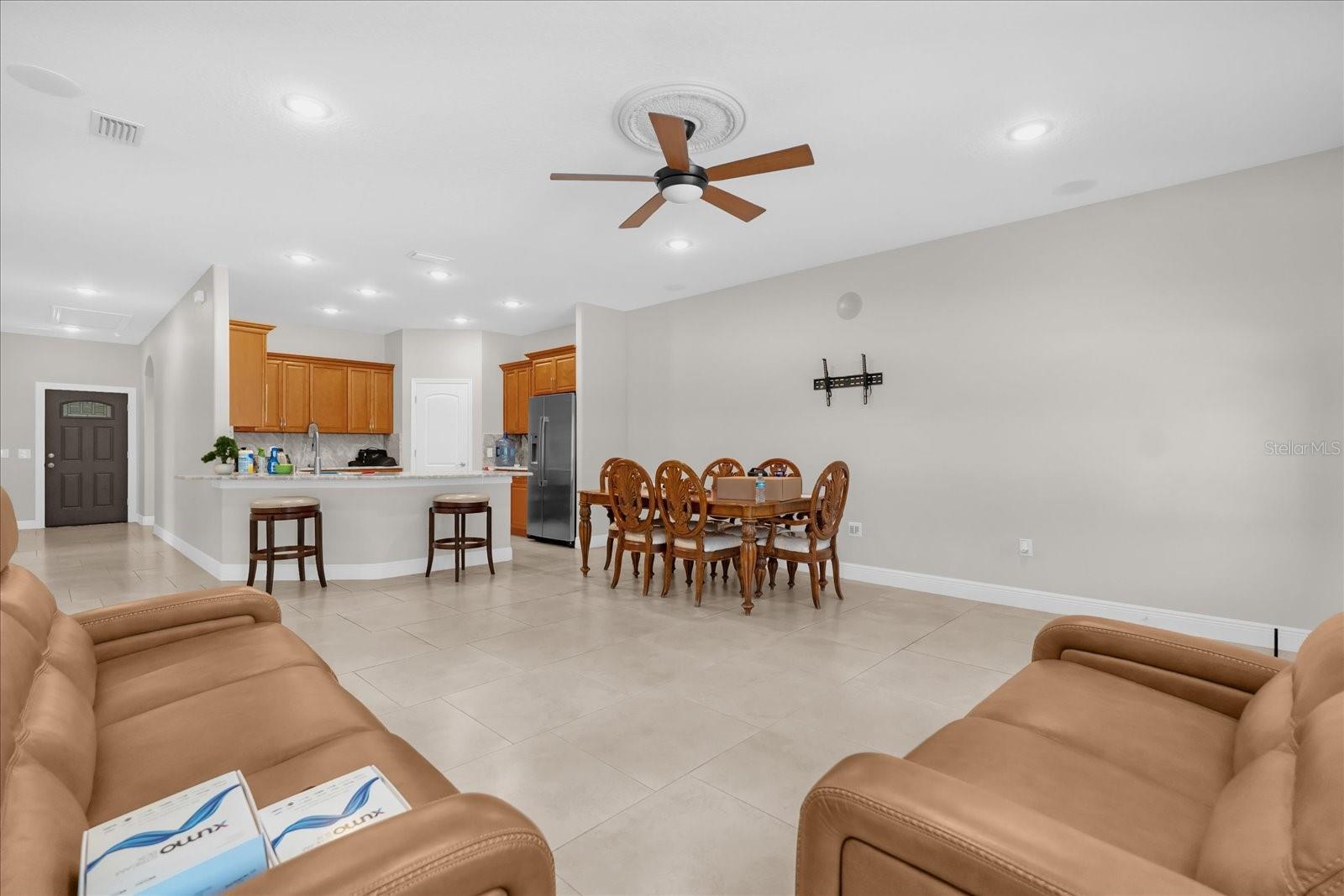 Image 25 of 47 For 705 Lenox Place