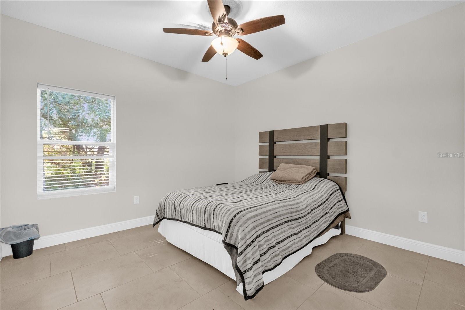 Image 30 of 47 For 705 Lenox Place