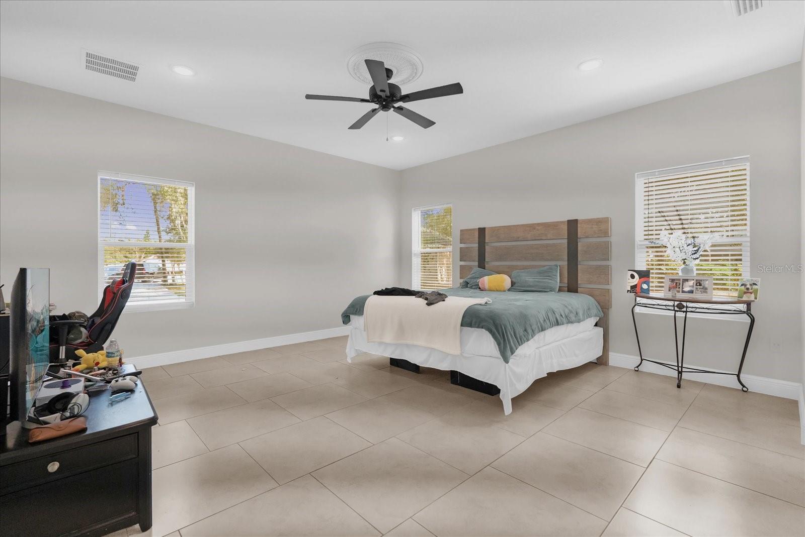 Image 36 of 47 For 705 Lenox Place