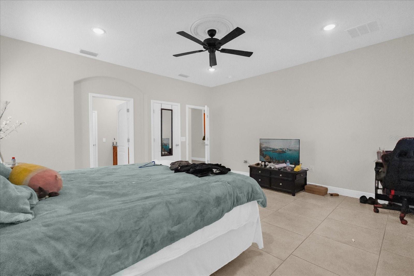 Image 37 of 47 For 705 Lenox Place