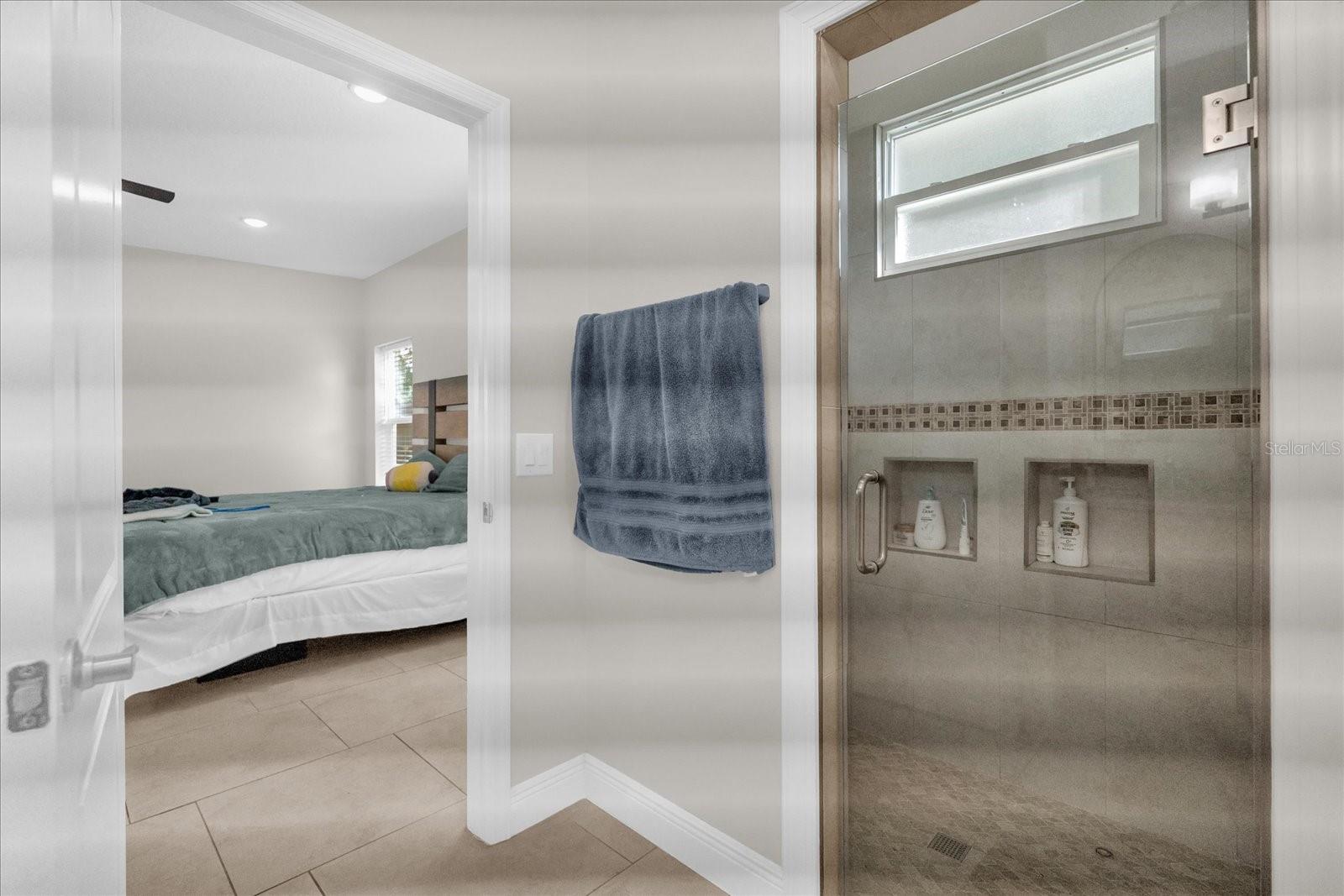 Image 39 of 47 For 705 Lenox Place