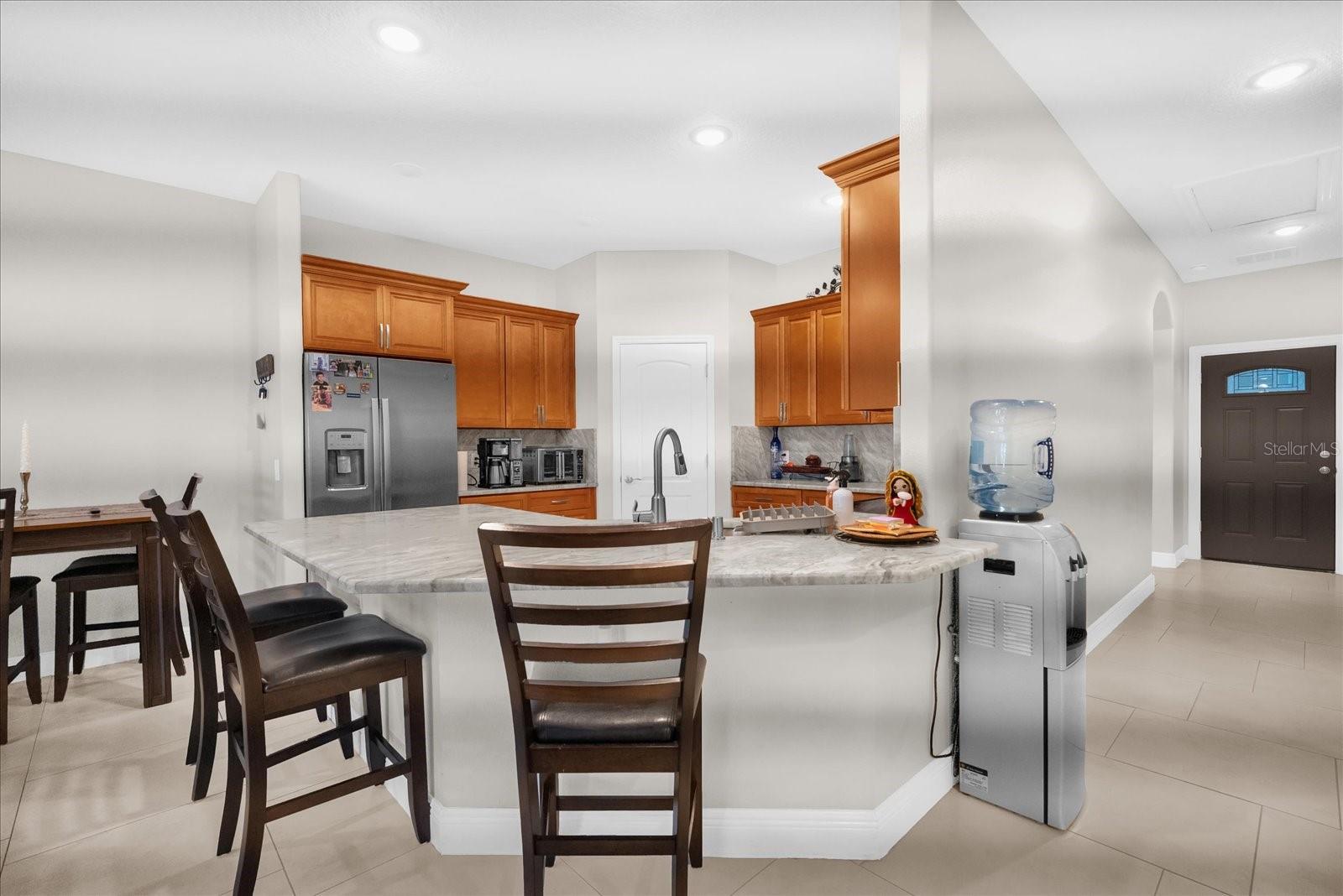 Image 4 of 47 For 705 Lenox Place