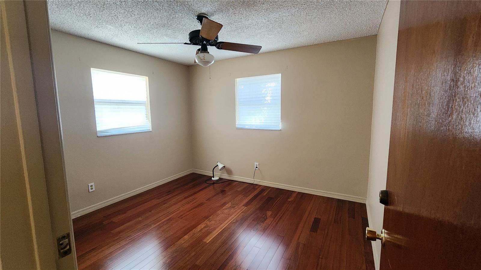 Image 9 of 14 For 2577 Granada Circle W