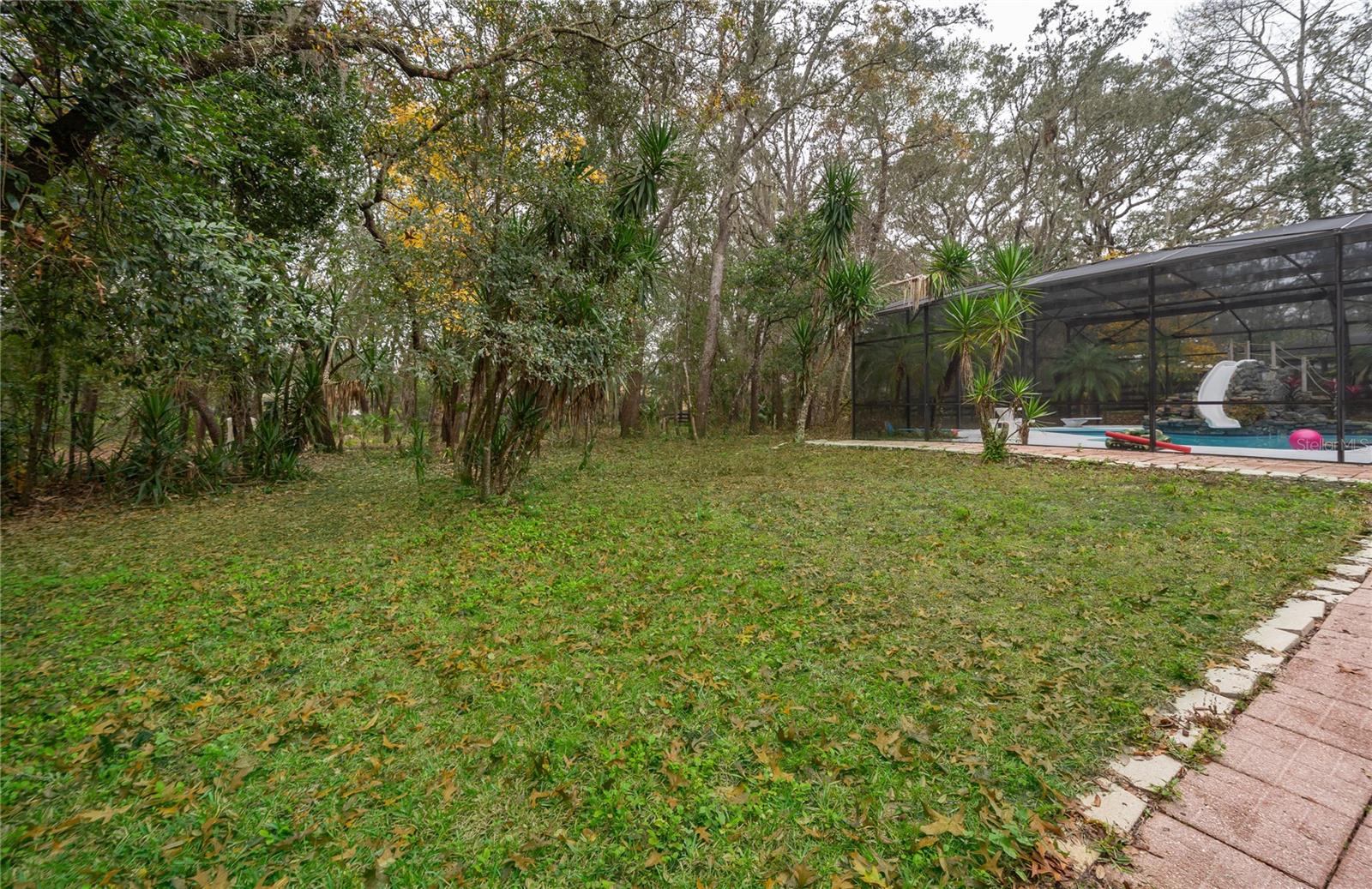 Image 14 of 40 For 125 Trade Winds Road