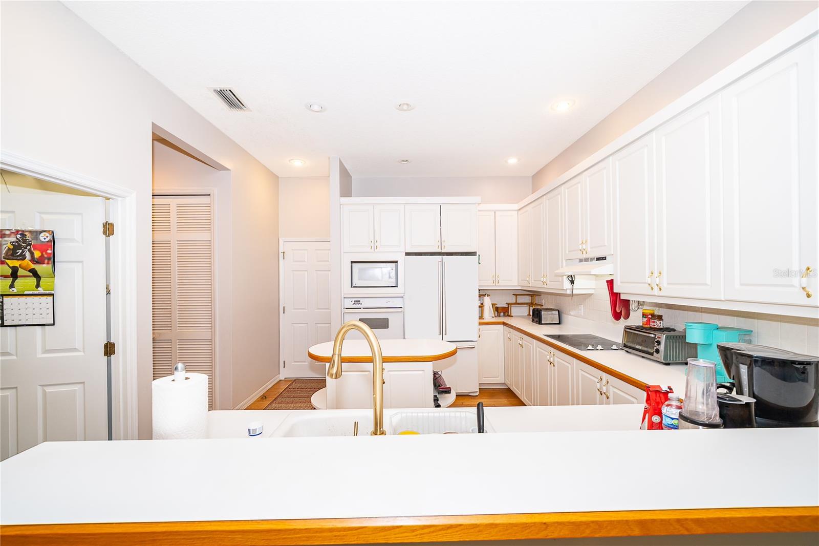 Image 17 of 40 For 125 Trade Winds Road