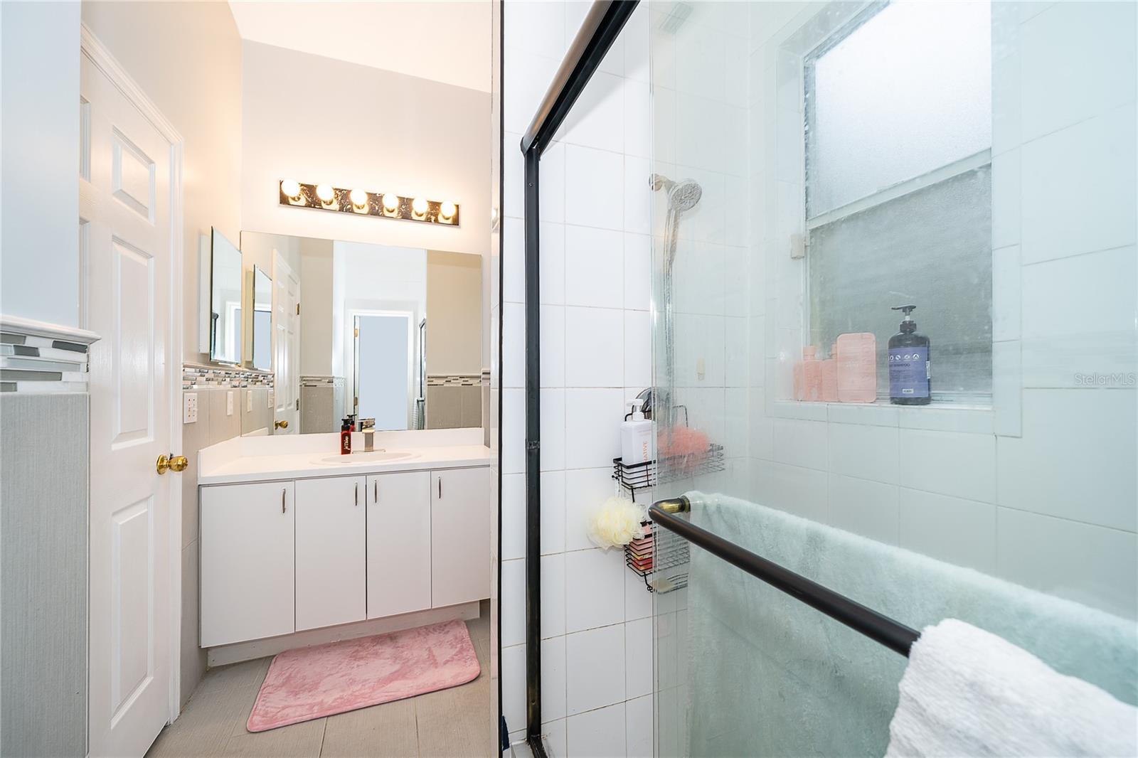 Image 33 of 40 For 125 Trade Winds Road