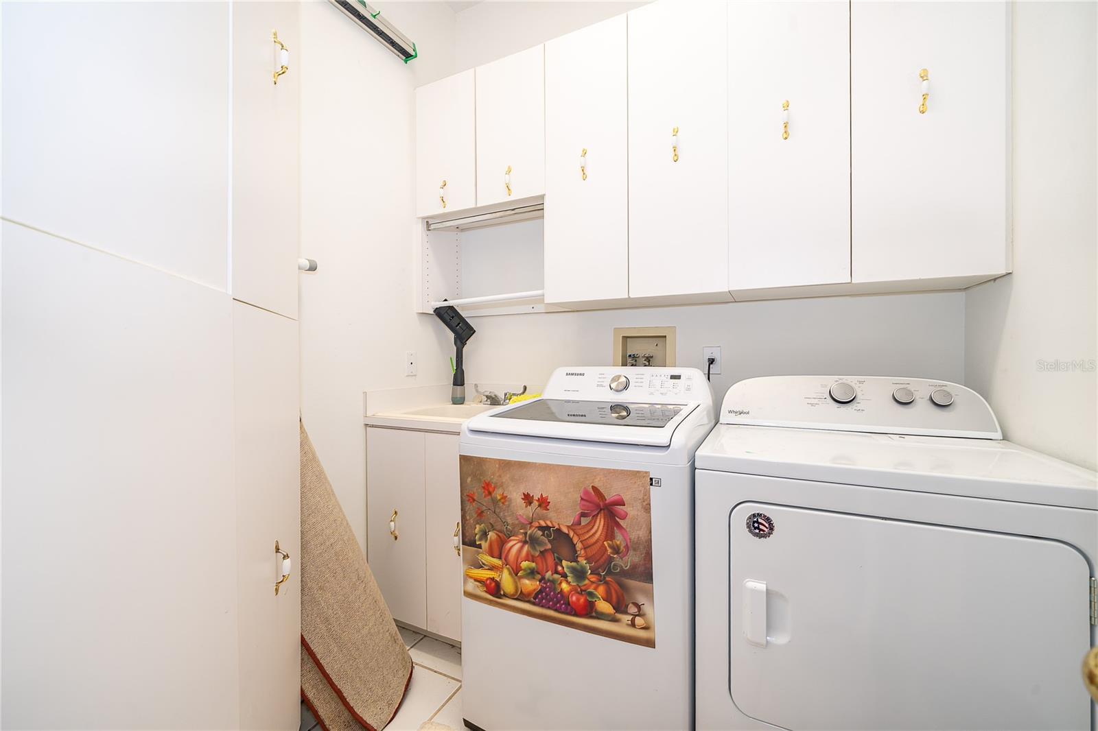 Image 37 of 40 For 125 Trade Winds Road