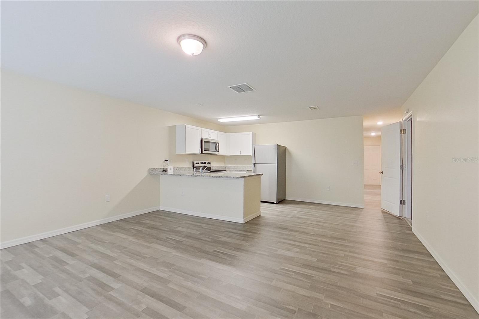 Image 2 of 17 For 27008 Anthony Avenue