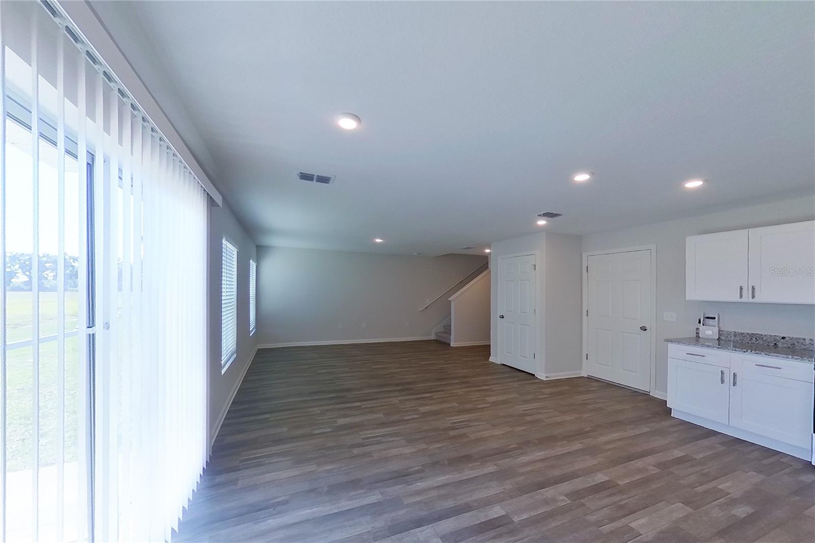 Image 5 of 21 For 1762 Nebraska Loop