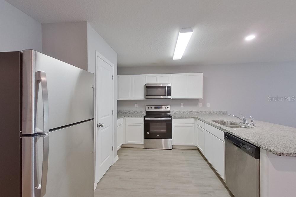 Image 4 of 20 For 2799 Sheila Drive