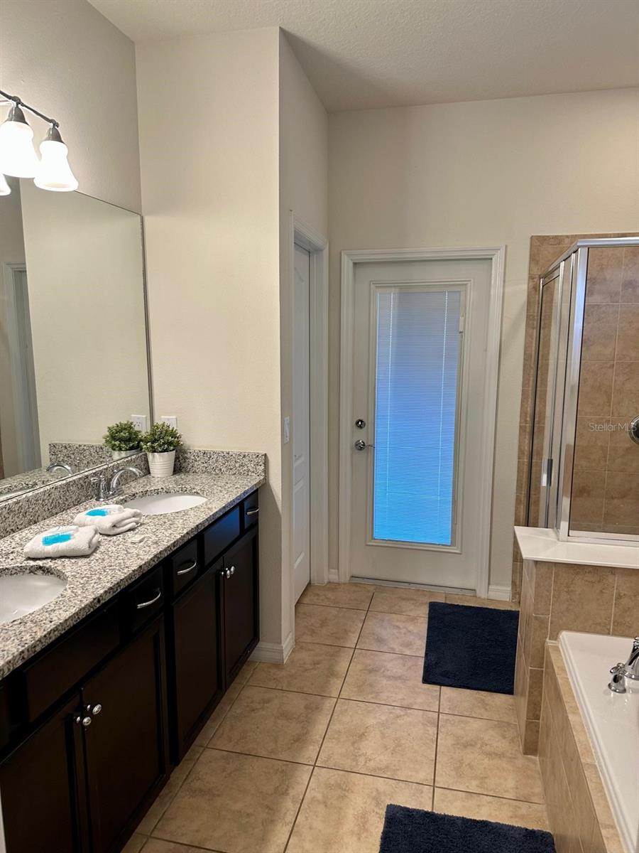 Image 18 of 48 For 1941 Nice Court