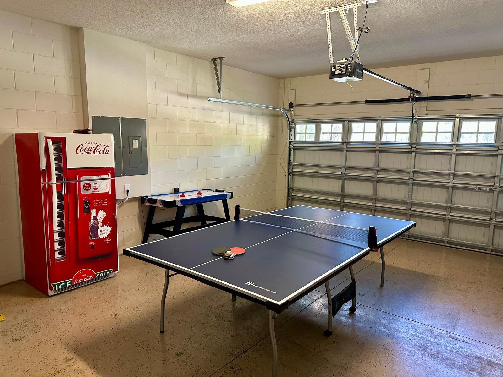 Image 29 of 48 For 1941 Nice Court