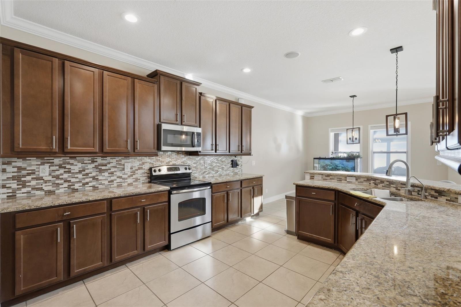 Image 14 of 46 For 3129 Amalfi Drive