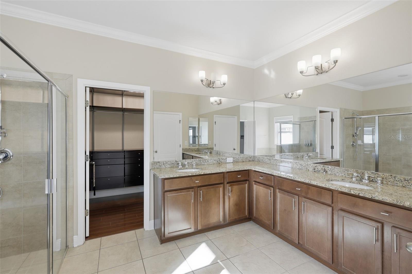 Image 21 of 46 For 3129 Amalfi Drive