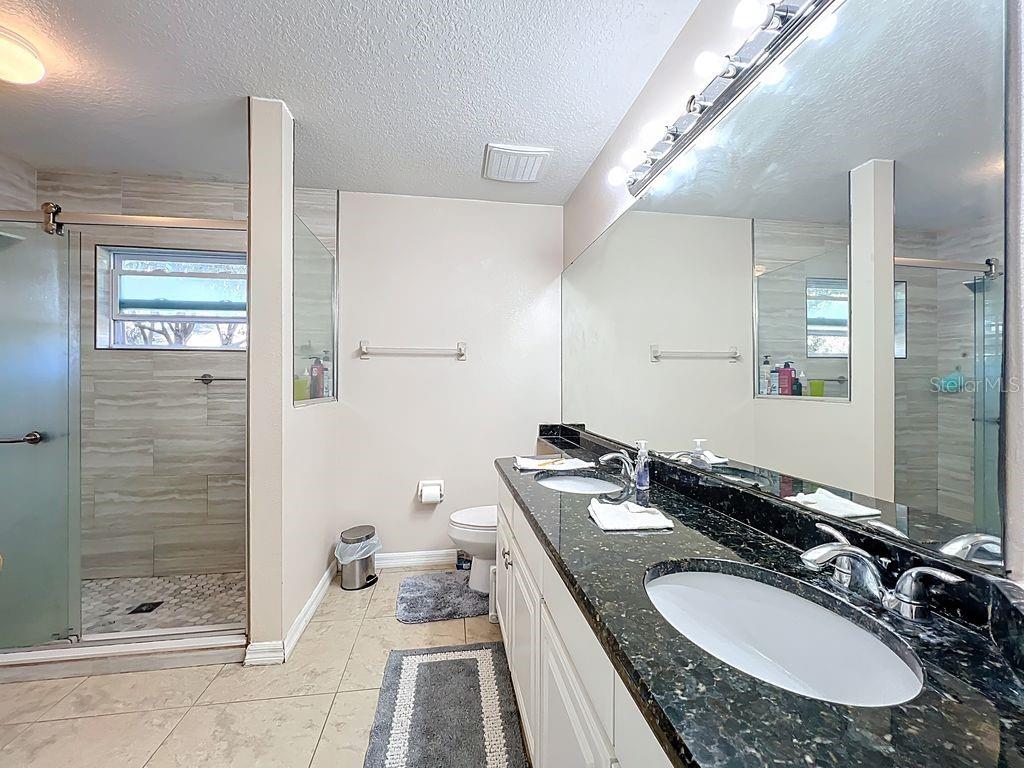 Image 34 of 51 For 2840 Lexington Court