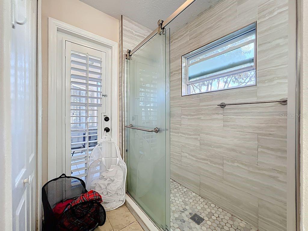 Image 35 of 51 For 2840 Lexington Court