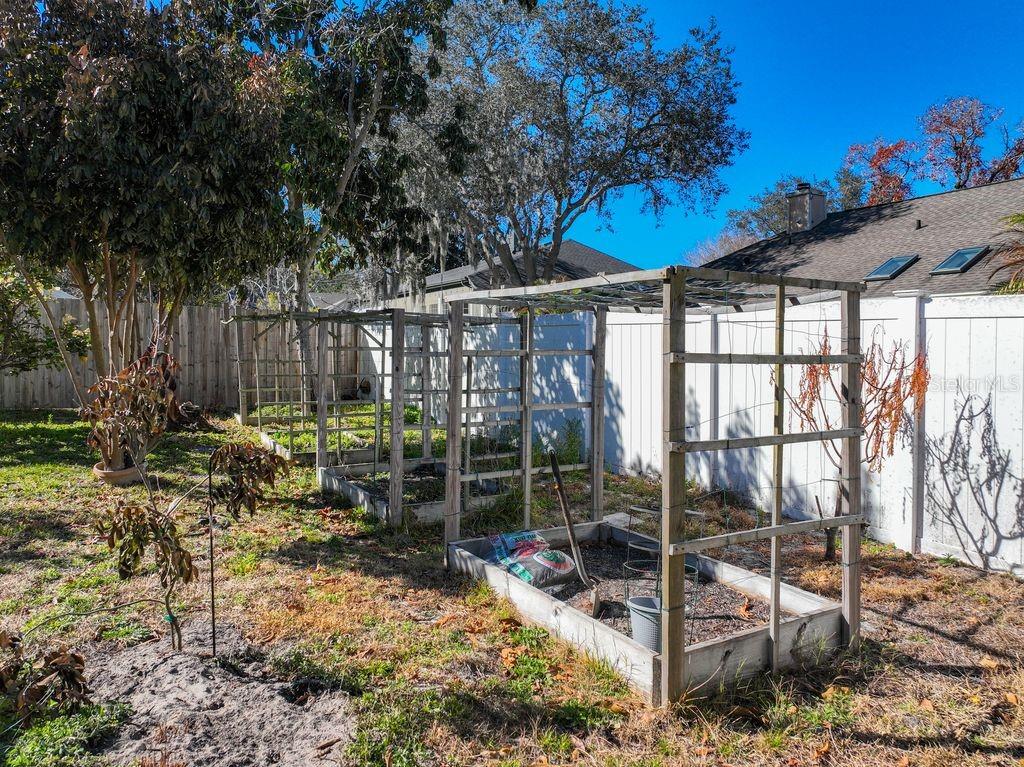 Image 40 of 51 For 2840 Lexington Court