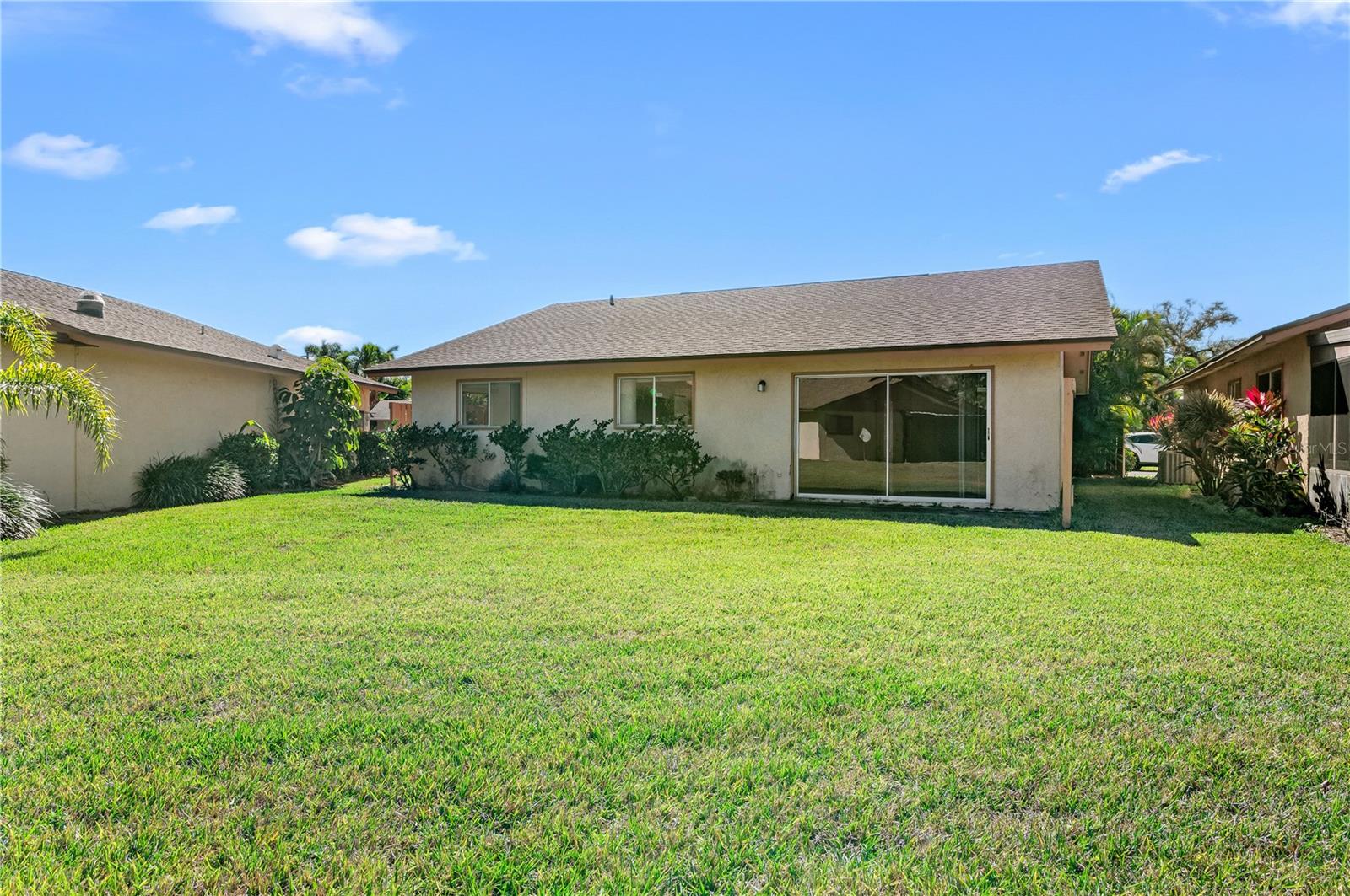 Image 5 of 21 For 6479 Royal Woods Drive