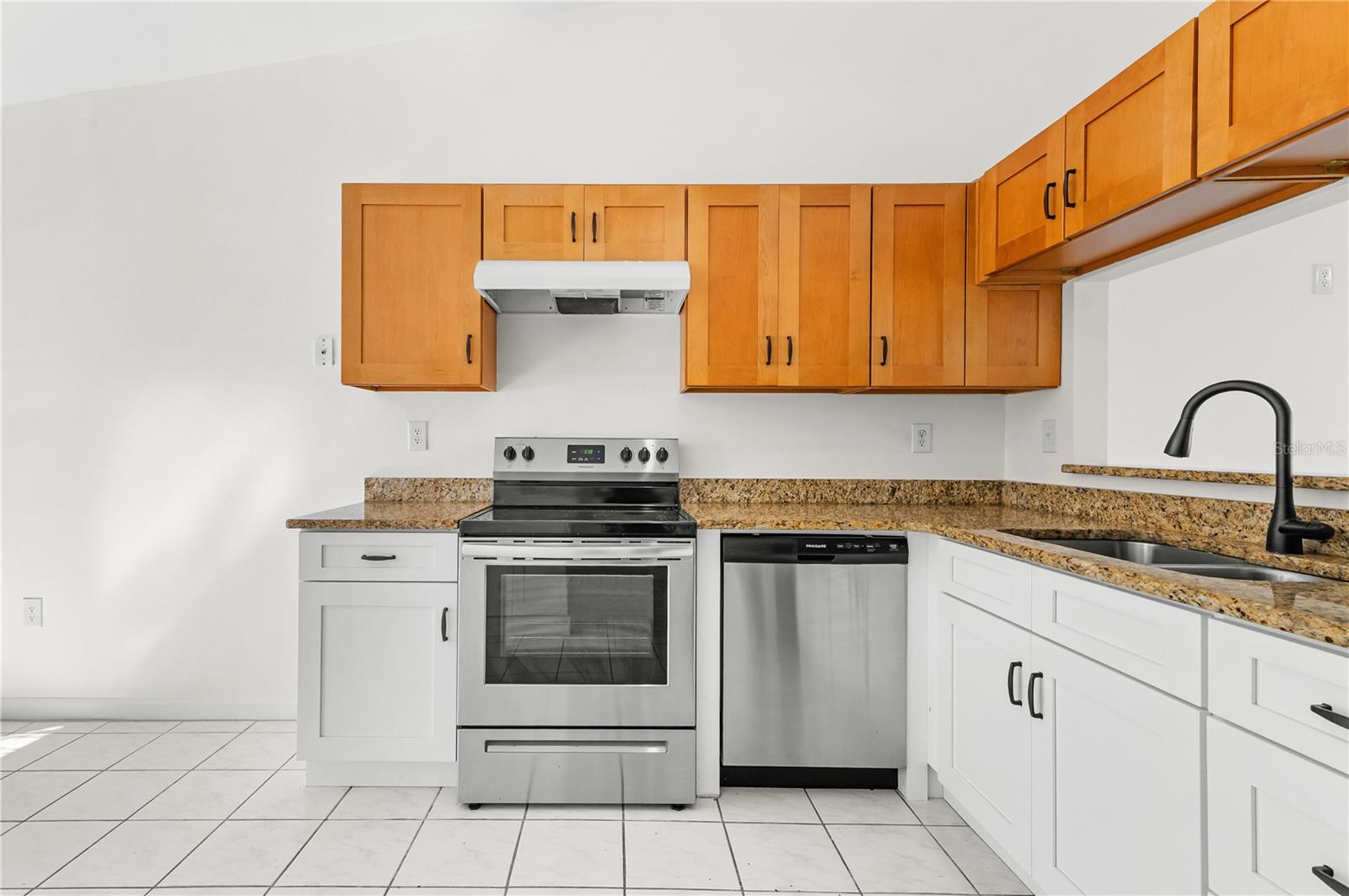 Image 7 of 21 For 6479 Royal Woods Drive