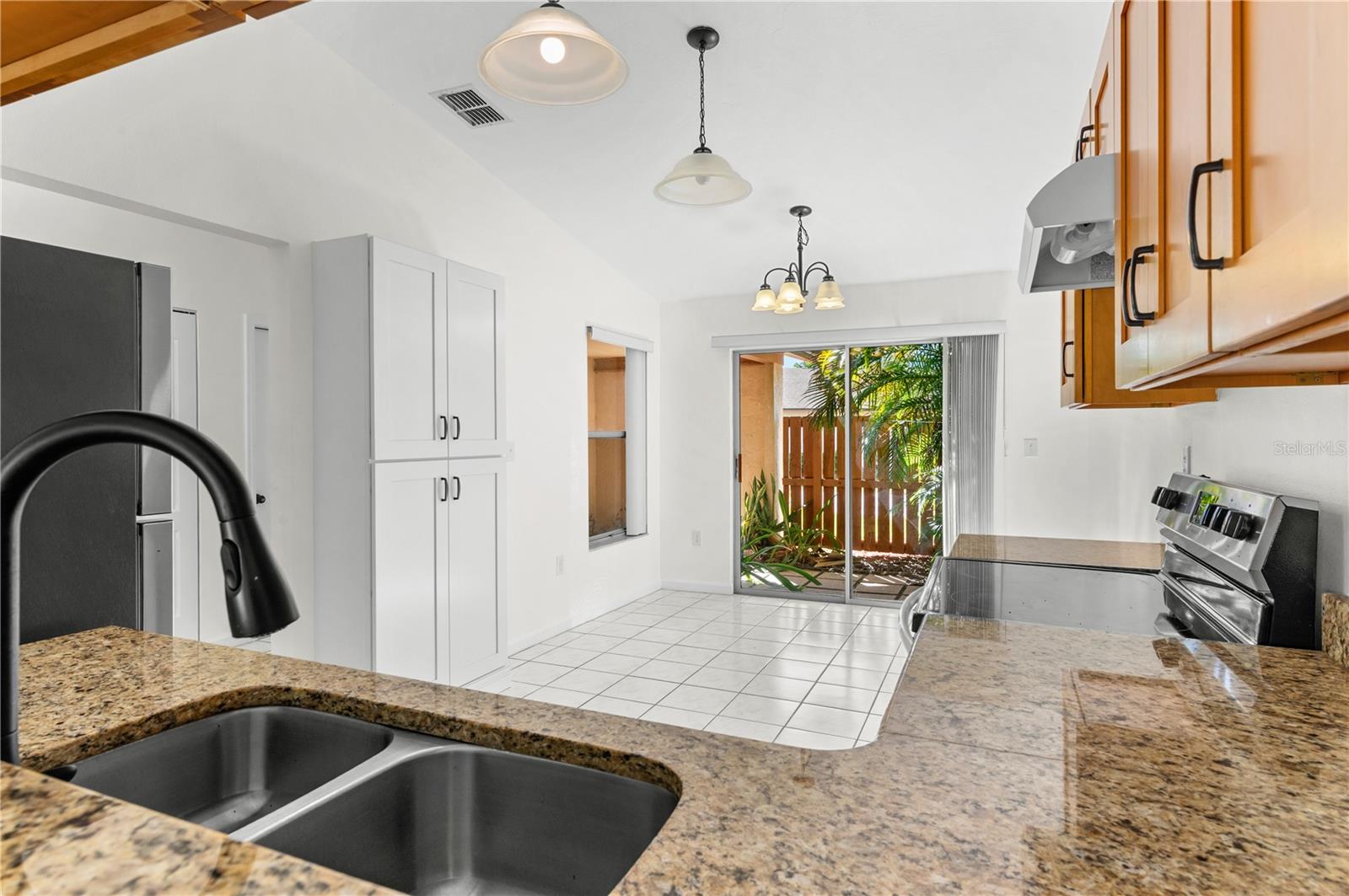 Image 8 of 21 For 6479 Royal Woods Drive