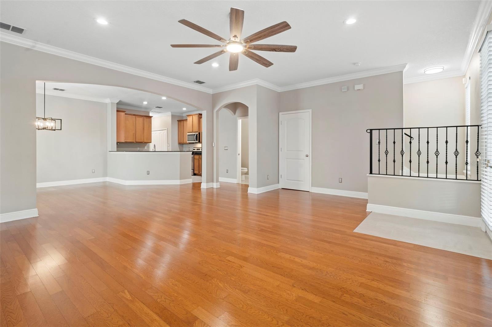 Image 7 of 44 For 1809 Hammerlin Avenue