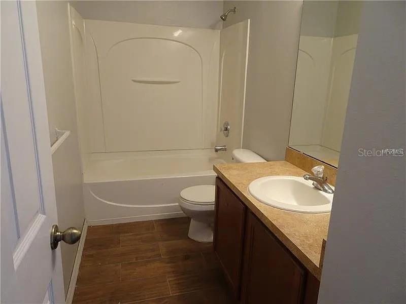 Image 16 of 21 For 15608 Tolowa Court