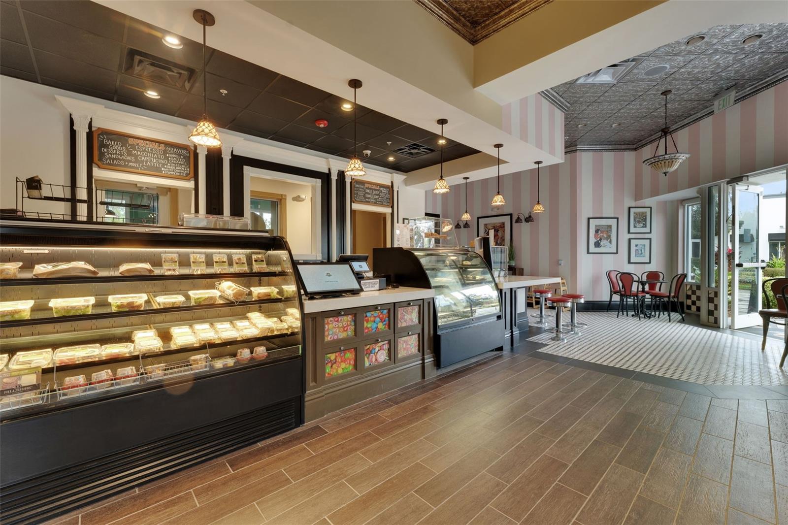 Image 31 of 53 For 341 Captiva Drive