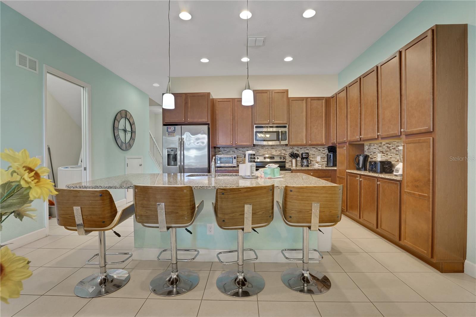 Image 7 of 53 For 341 Captiva Drive