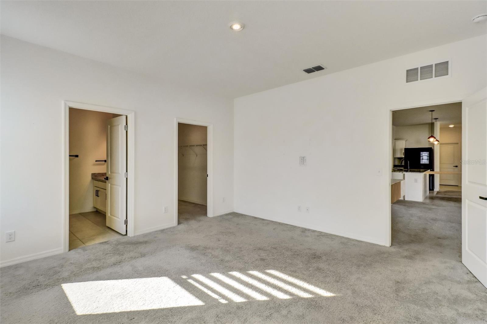 Image 19 of 54 For 5860 Bovine Drive