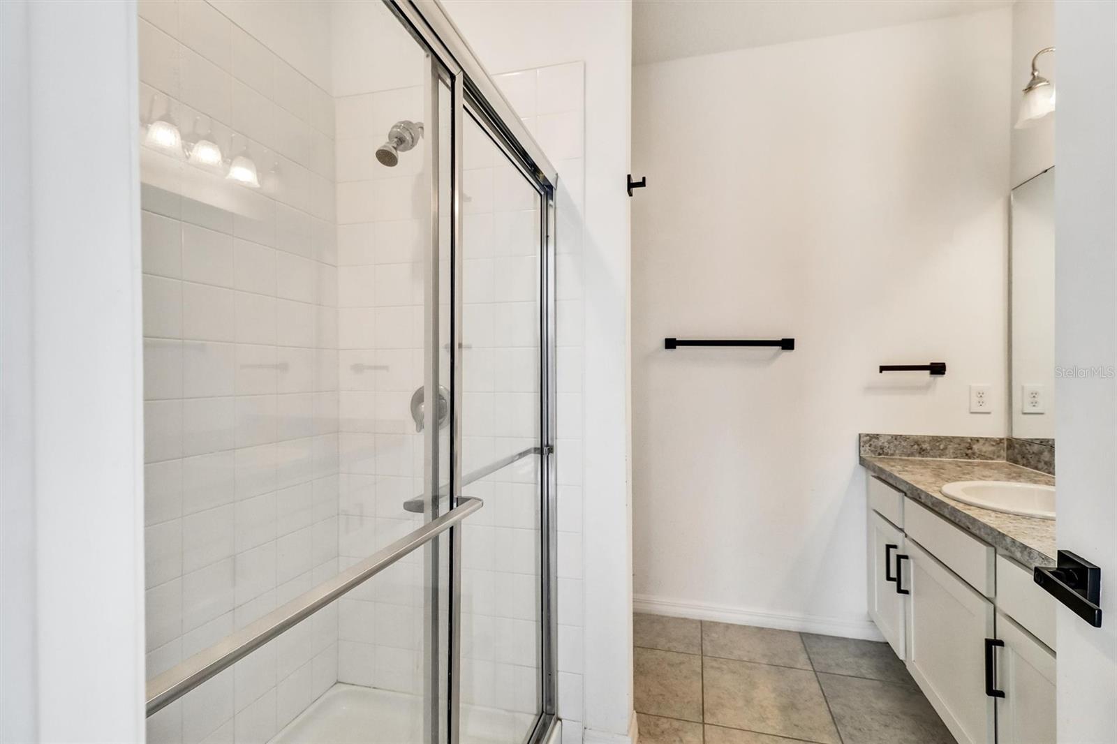 Image 24 of 54 For 5860 Bovine Drive