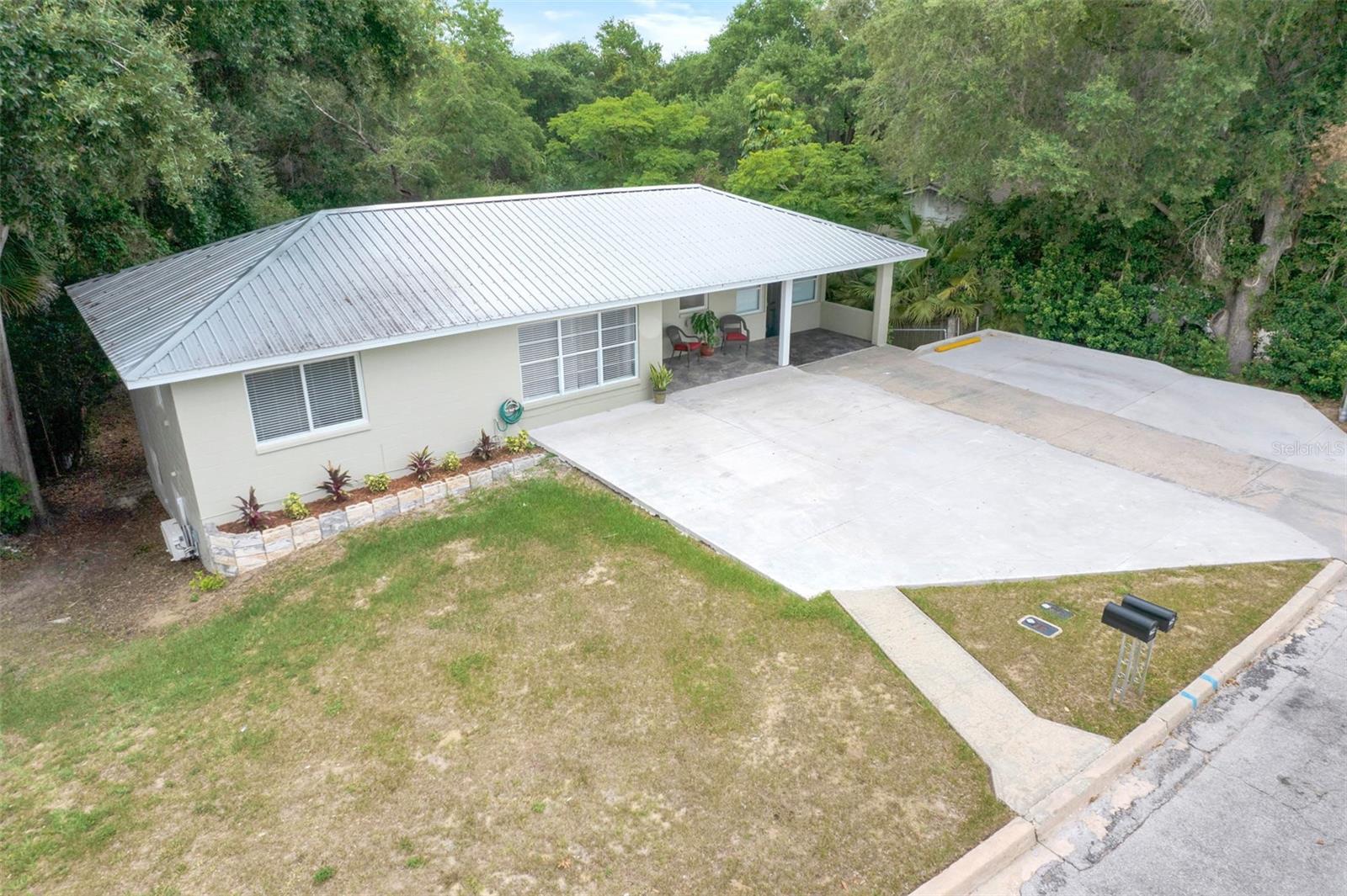 Details for 1347 East Avenue, CLERMONT, FL 34711