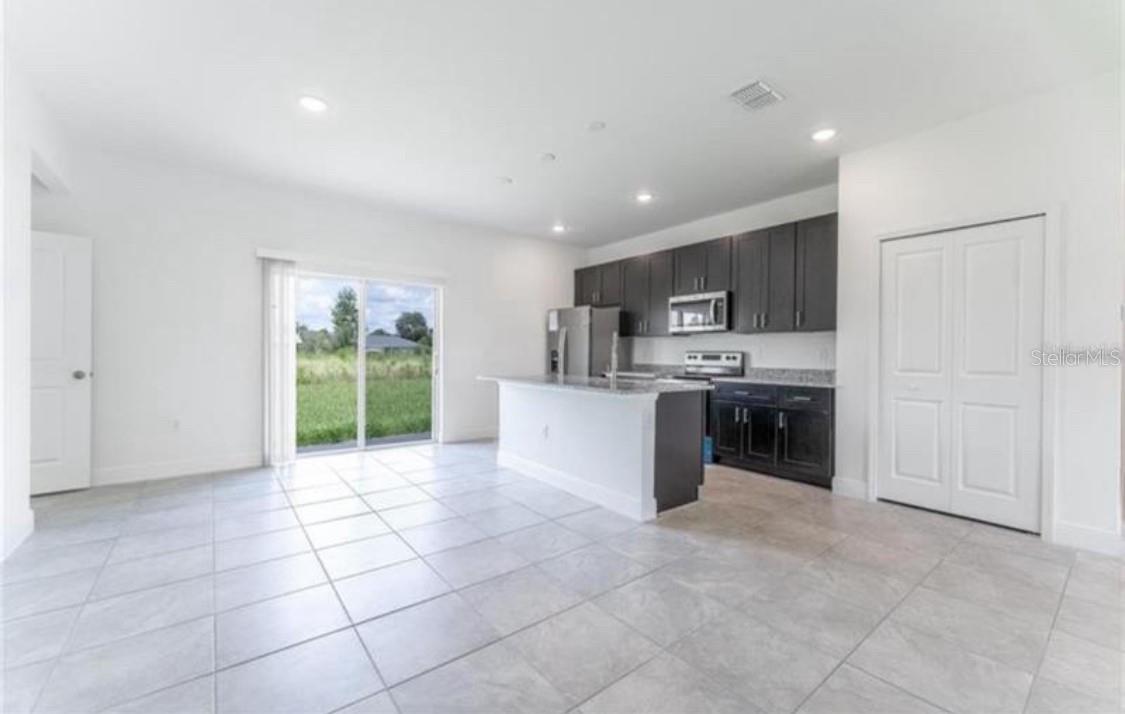 Image 11 of 27 For 799 Country Club Boulevard