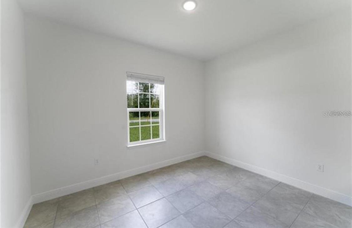 Image 21 of 27 For 799 Country Club Boulevard