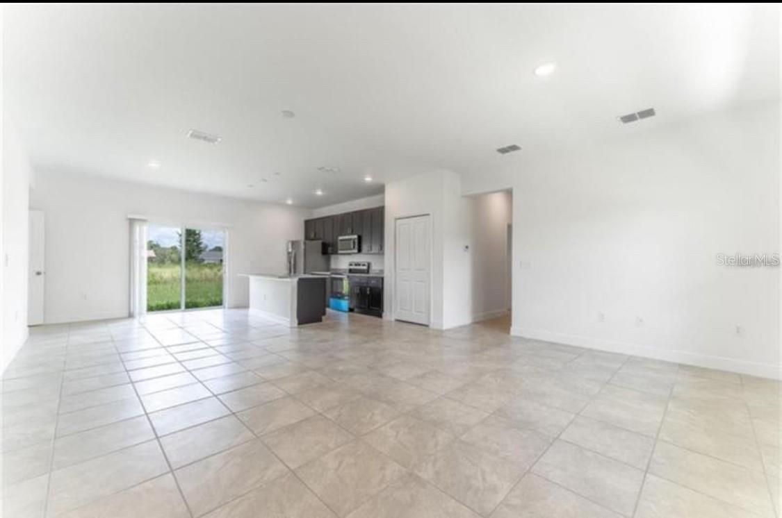 Image 8 of 27 For 799 Country Club Boulevard