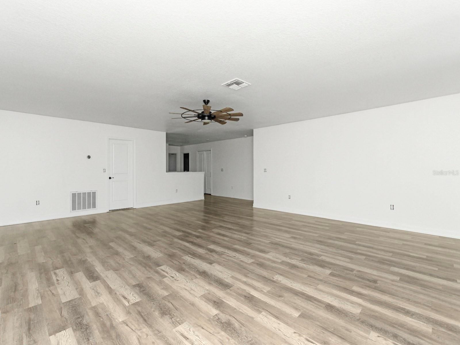 Image 25 of 55 For 8235 Bird Whistle Lane