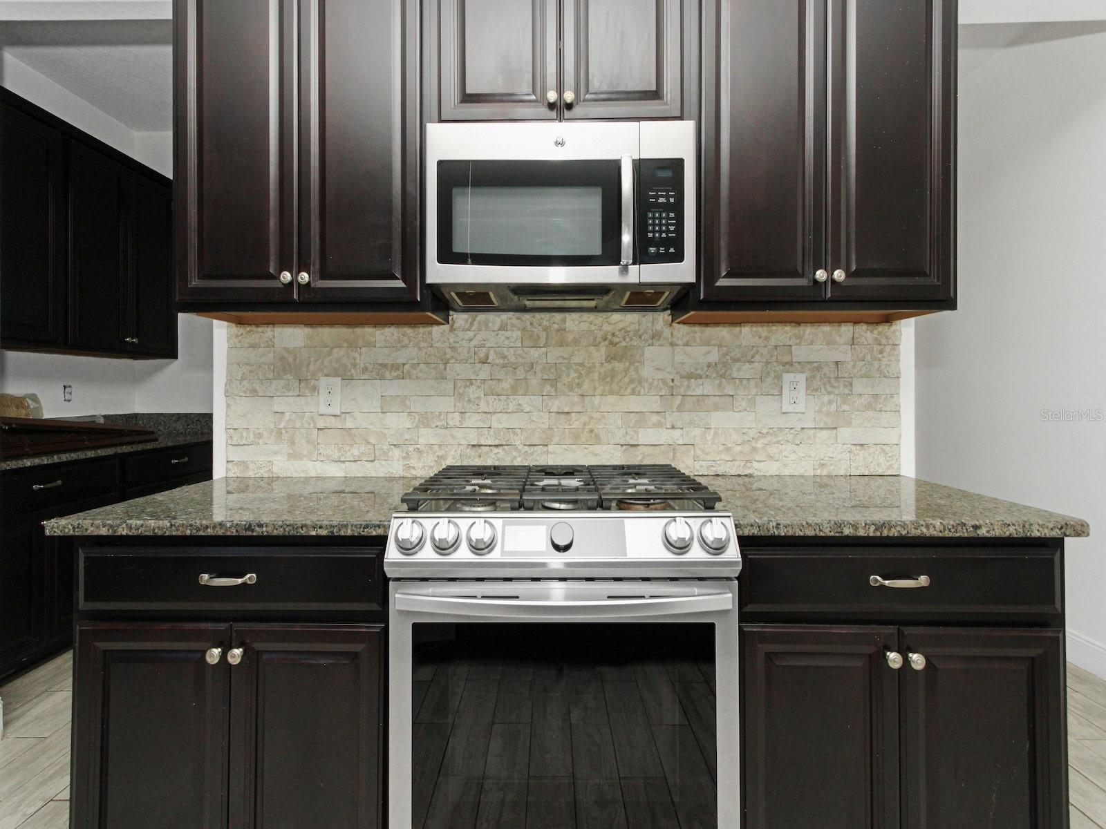 Image 7 of 55 For 8235 Bird Whistle Lane