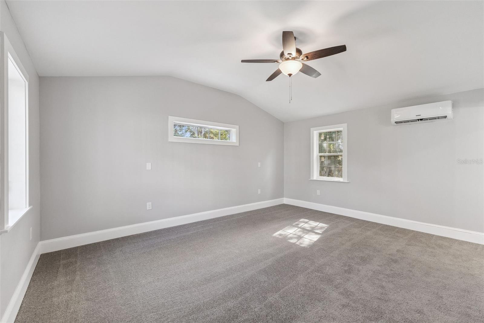 Image 19 of 49 For 431 Sans Souci Avenue