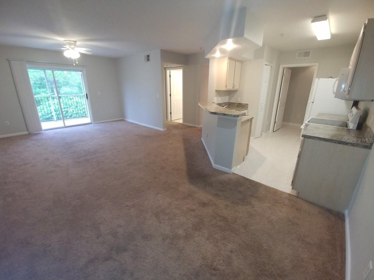 Image 4 of 16 For 802 Crest Pines Drive 837