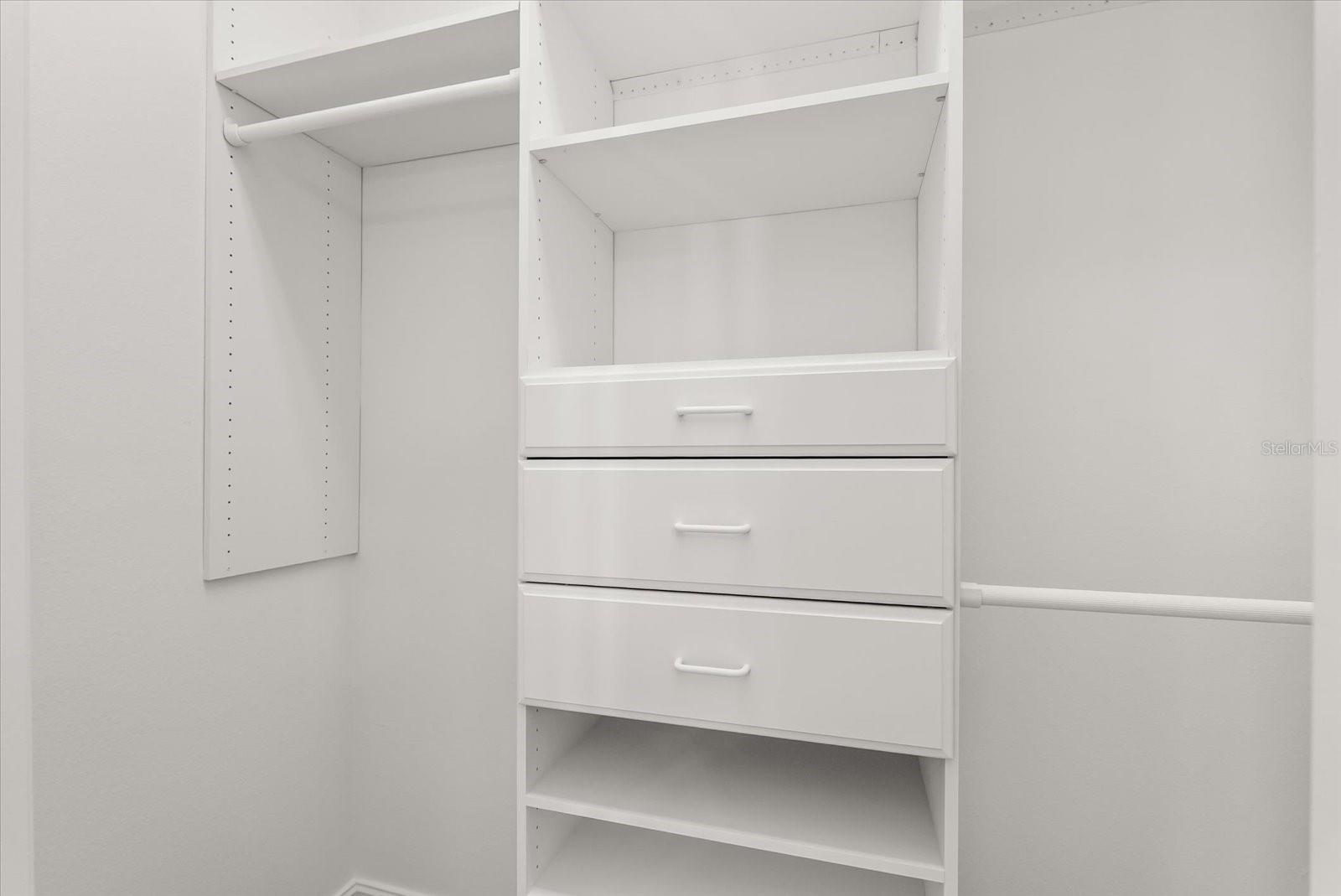 Image 22 of 43 For 4240 Messina Drive