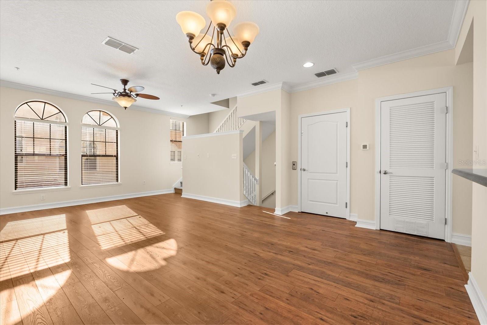 Image 6 of 43 For 4240 Messina Drive