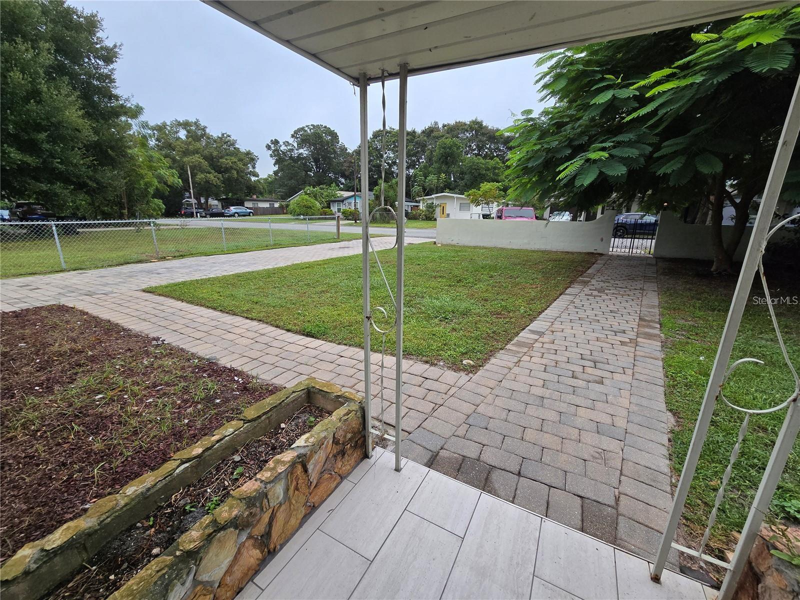 Image 14 of 15 For 812 High Street