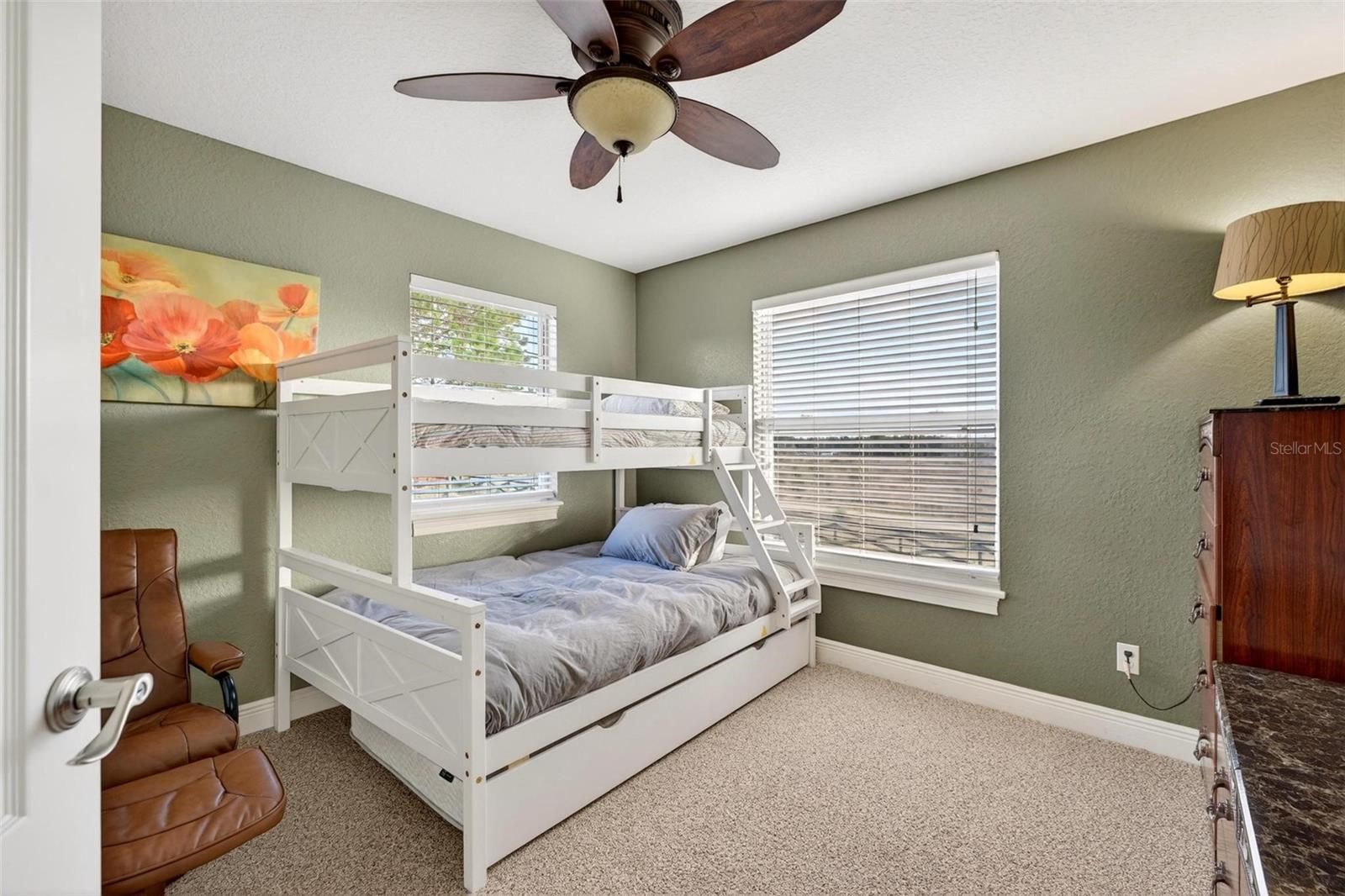 Image 22 of 40 For 20106 Sunset Landing Avenue