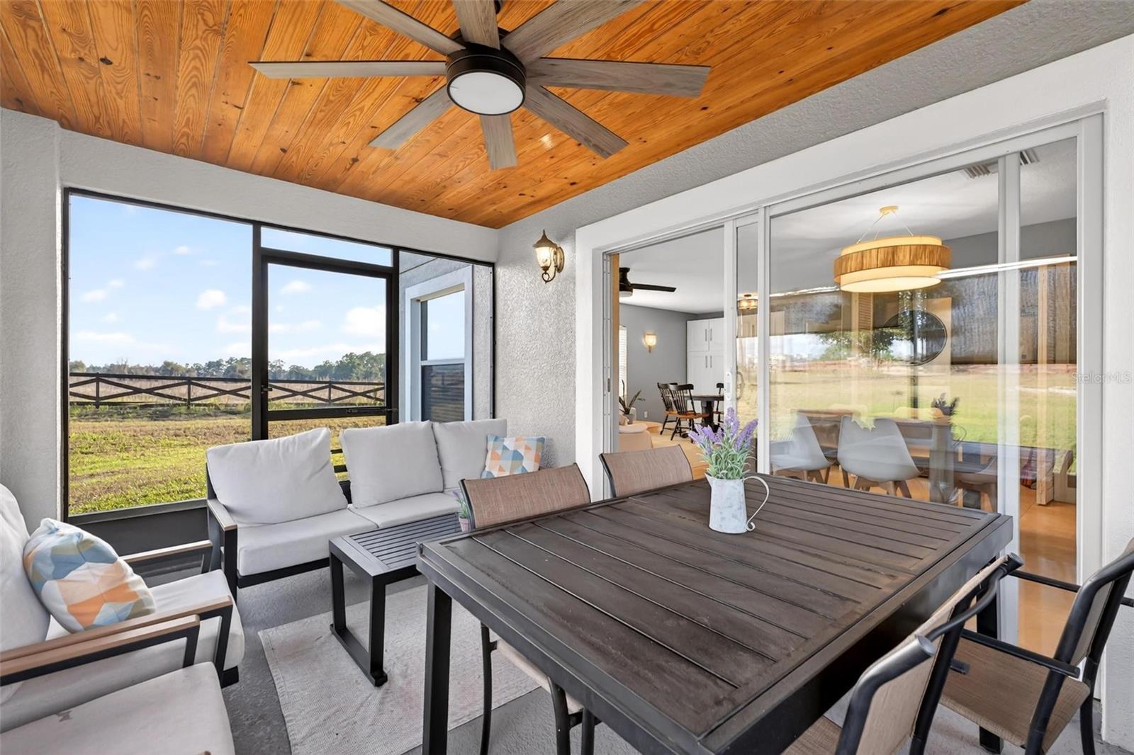 Image 33 of 40 For 20106 Sunset Landing Avenue