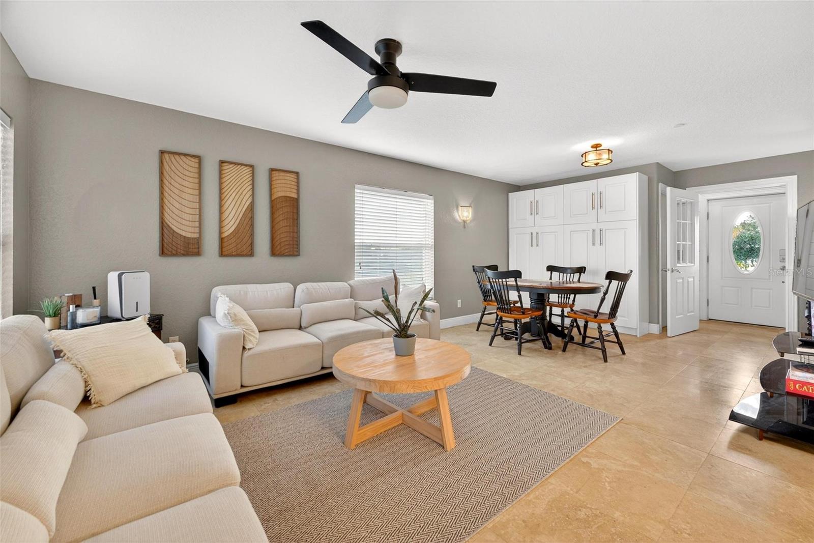 Image 7 of 40 For 20106 Sunset Landing Avenue