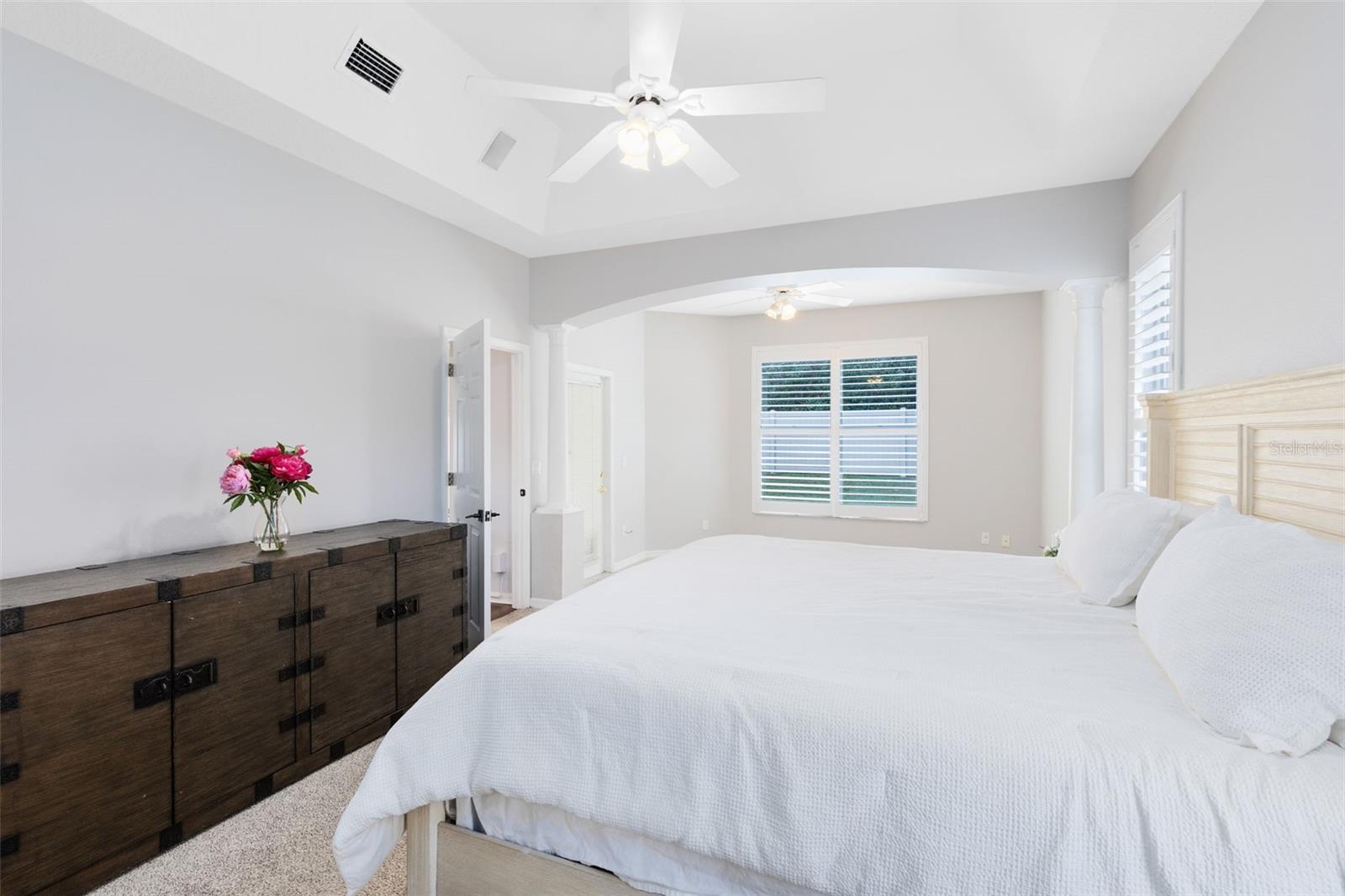 Image 16 of 51 For 106 Thunberg Cove